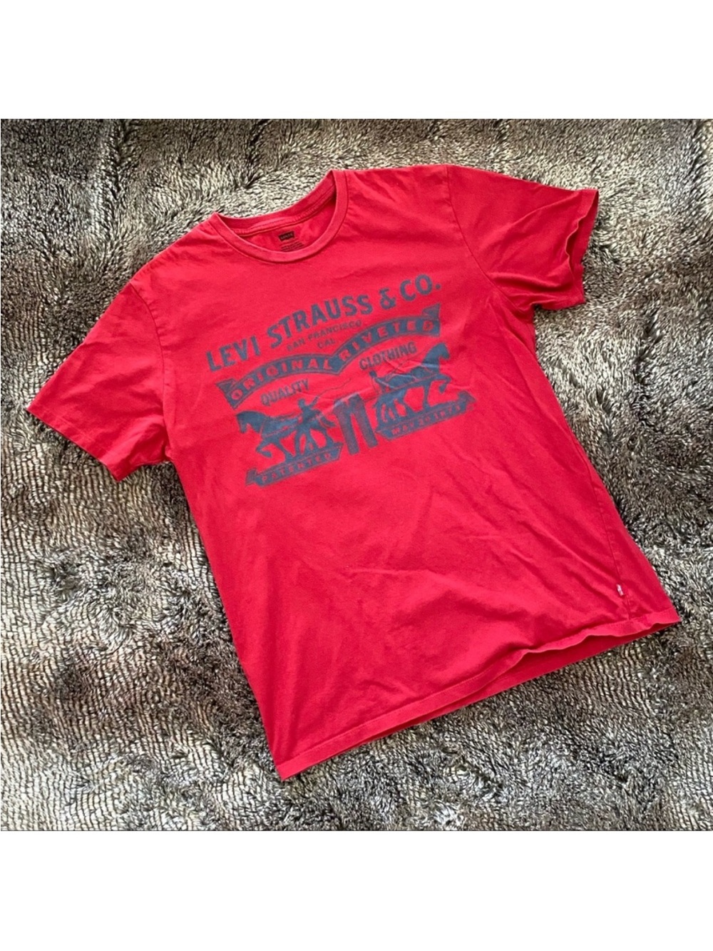 Levi's Red Short-Sleeve Tee with Navy Logo Graphic